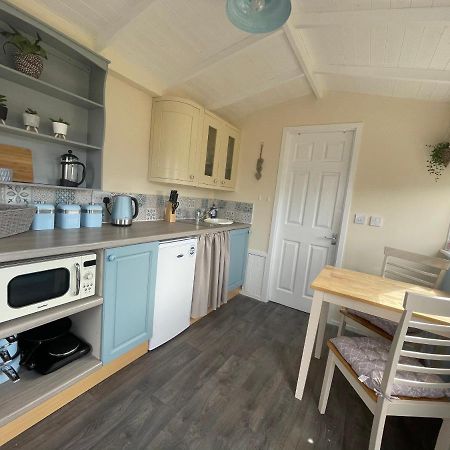Kevara Shepherds Hut Finstown Екстер'єр фото